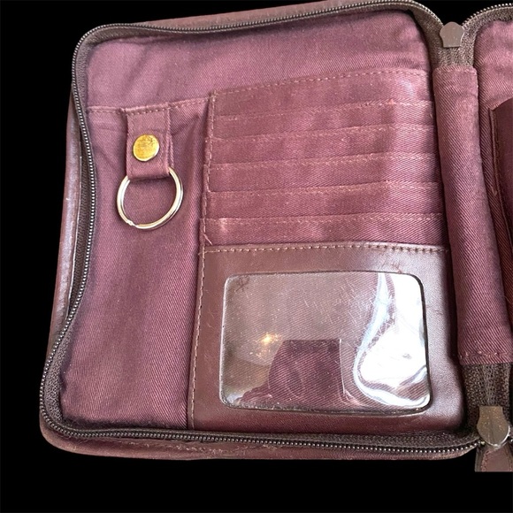 Stylish Etienne Aigner Brown Leather Shoulder Bag - Picture 7 of 11